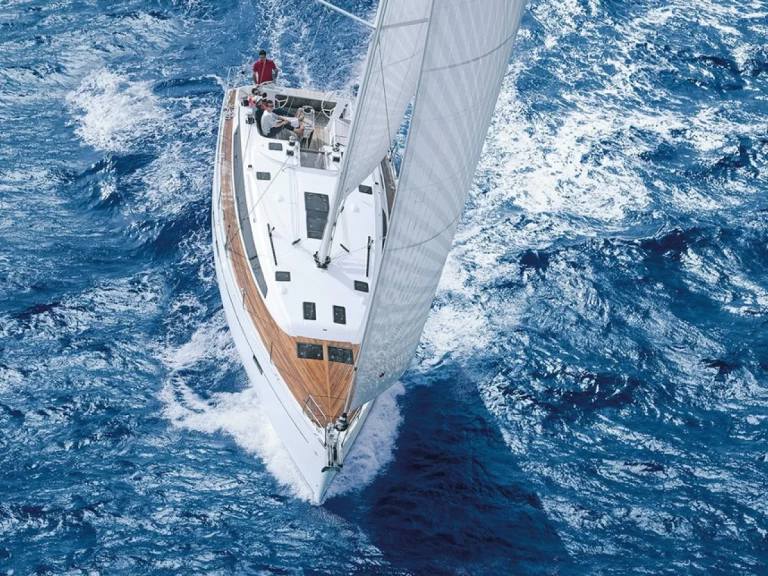 Rent a Bavaria Cruiser 51 San Miguel De Abona