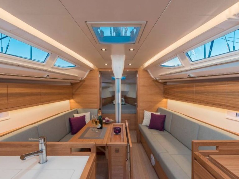 Sailboat rental in Izola - Salona Salona 380