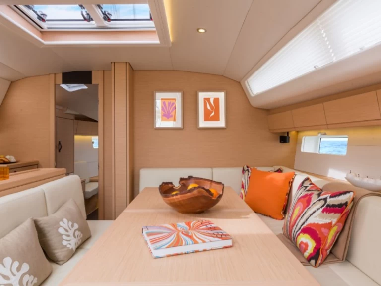 Boat rental Jeanneau Jeanneau 54 in Split on Samboat