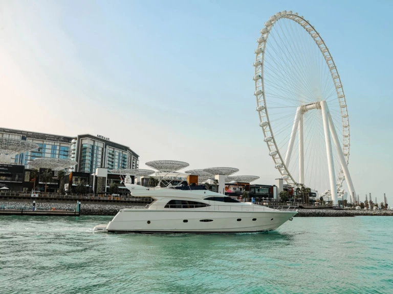 Luxury Yacht rental with or without captain Azimut Dubai Marina