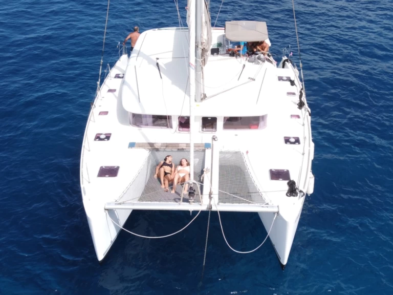 Lagoon Lagoon 400 S2 in Marina Formentera on SamBoat