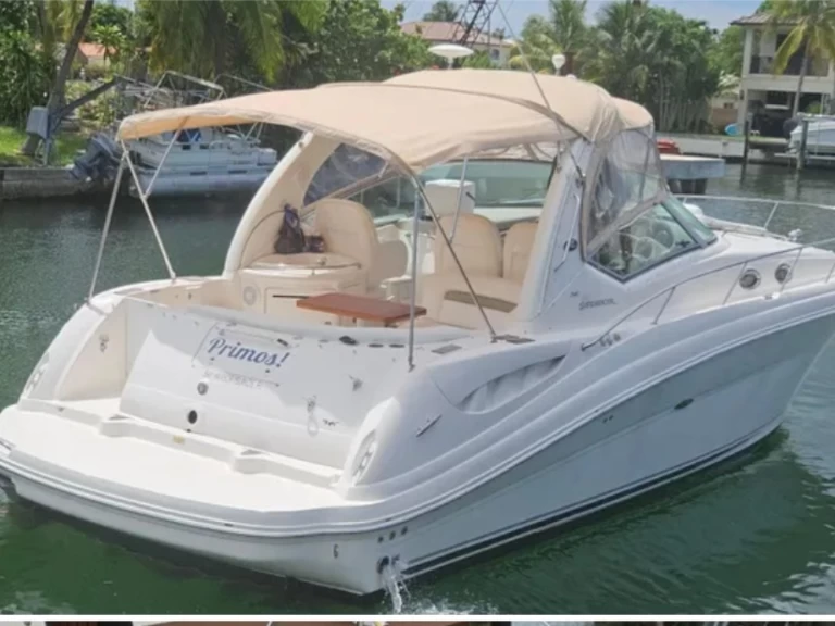 Boat rental Sea Ray Sea Ray 340 Sundancer in Miami on Samboat
