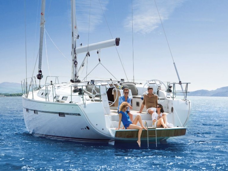 Bareboat Rental Sailboat Bavaria with a boat licence