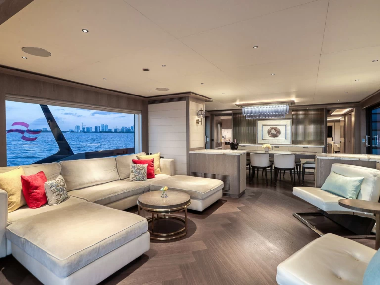 Bareboat Rental Luxury Yacht Sirena with a boat licence