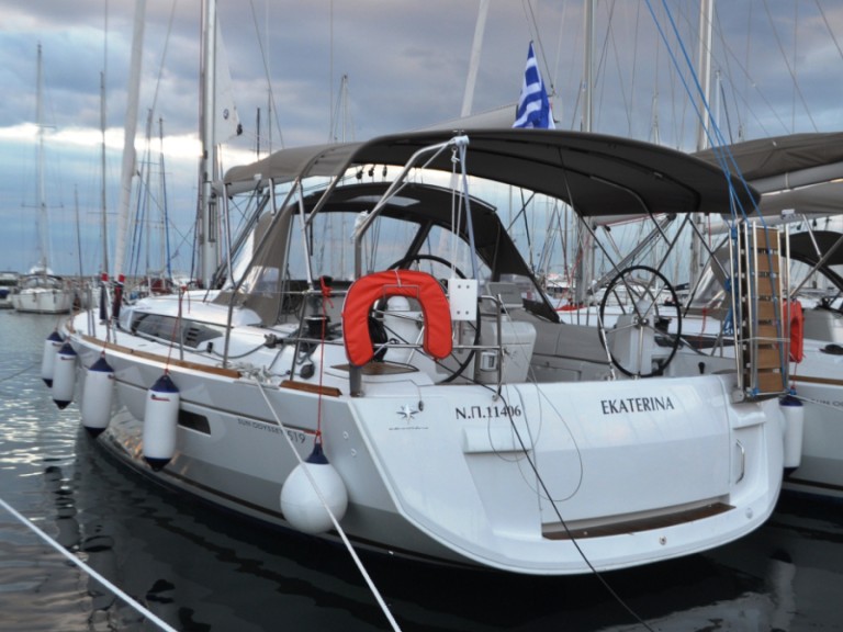 Jeanneau Sun Odyssey 519 in Kallithea on SamBoat