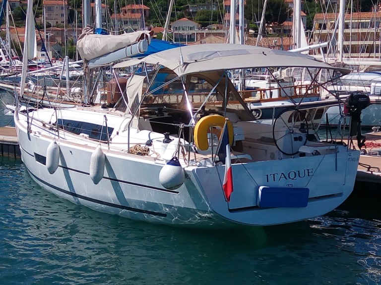 Yacht charter Bormes-les-Mimosas cheap Dufour 382 Grand Large