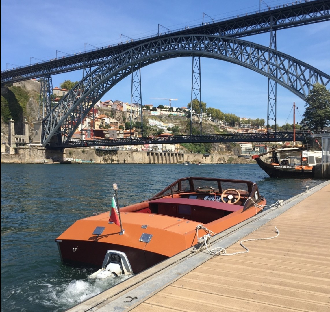 Rent a Motorboat Riva Riviera 16 in Porto (RIVIERA ) | SamBoat