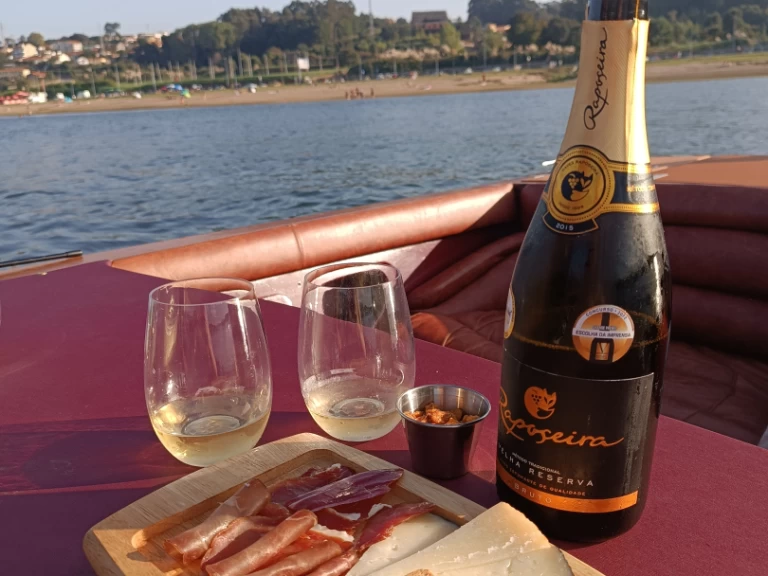 Riva Riviera 16 in Porto on SamBoat