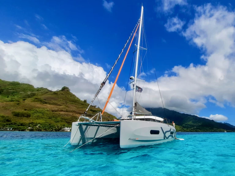 Catamaran for rent Papeete at the best price
