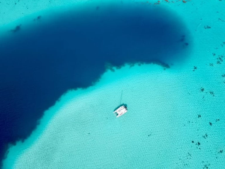 Rent a Nautitech Nautitech 47 Uturoa