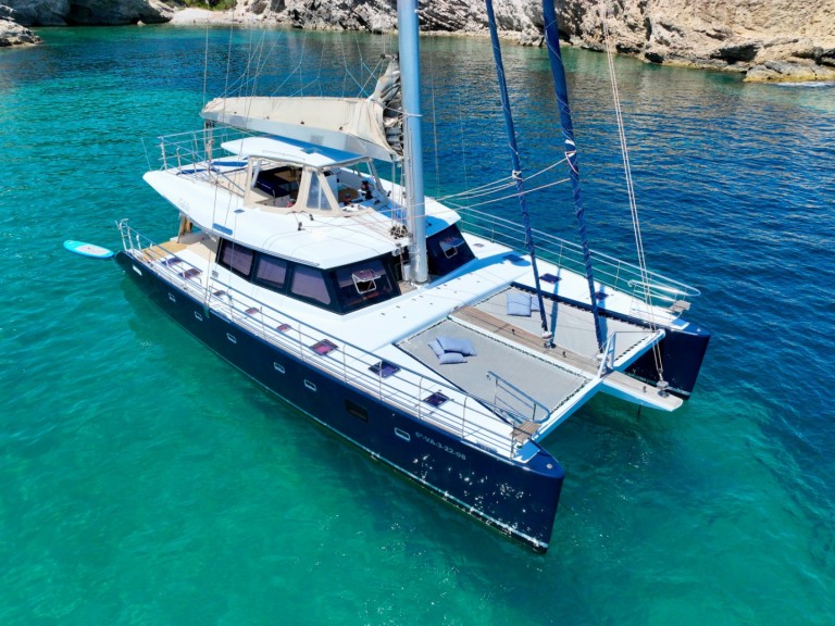 Yacht charter Playa de Talamanca cheap Sunreef 620