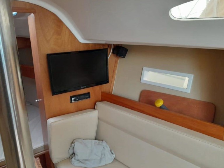 Yacht charter Sitges cheap Viko S 30