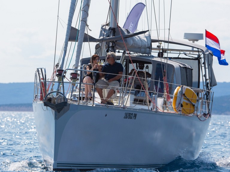 Bareboat Rental Sailboat Aragosa Yachts with a boat licence