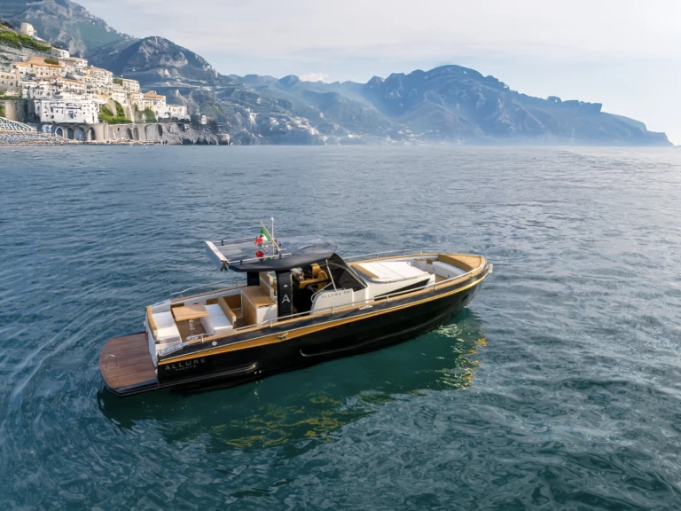 Bareboat Rental Motorboat Allure with a boat licence