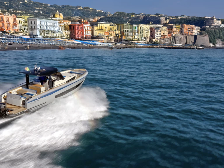 Rent a Allure Allure 38 Porto de Sorrento