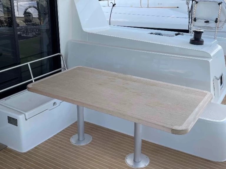 Yacht charter Saint-Raphaël cheap Lagoon 42
