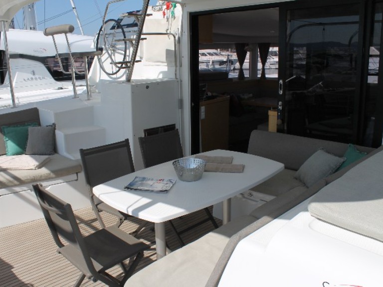 Rent a Lagoon Lagoon 42 Saint-Raphaël