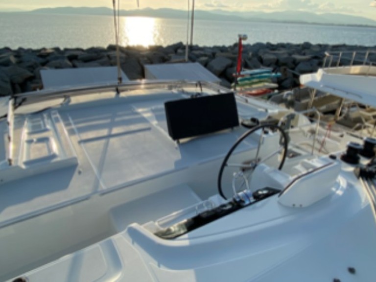 Lagoon Lagoon 46 charter bareboat or captained in  Saint-Raphaël