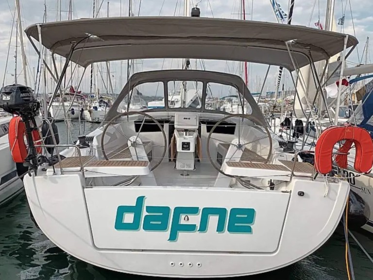 Hanse Hanse 418 charter bareboat or captained in  Lefkáda