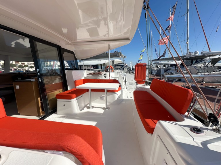 Yacht charter Palma de Mallorca cheap Excess 11