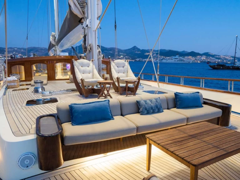 Etemoglu Boatyard ZANZIBA charter bareboat or captained in  Dubrovnik