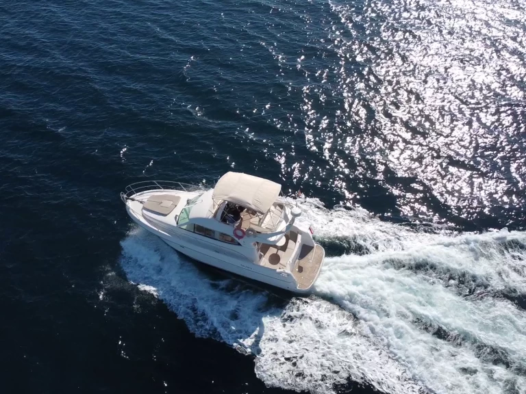 Motorboat rental in Alicante - Jeanneau Prestige 36 Fly