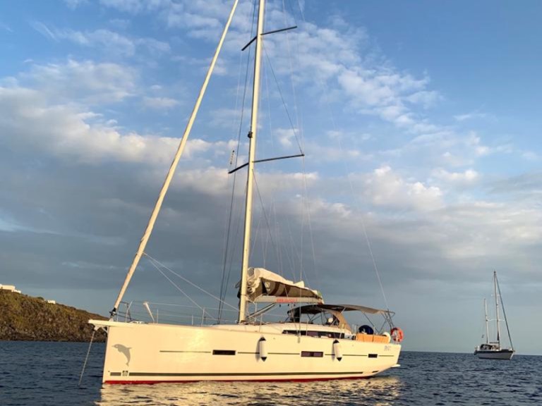 Yacht charter Furnari cheap Dufour 460 Grand Large