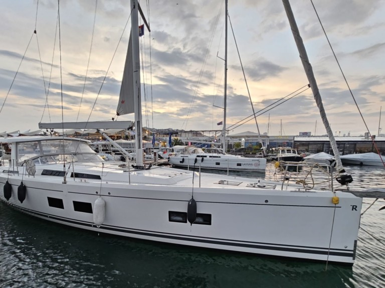Sailboat rental in Göcek - Hanse Hanse 548