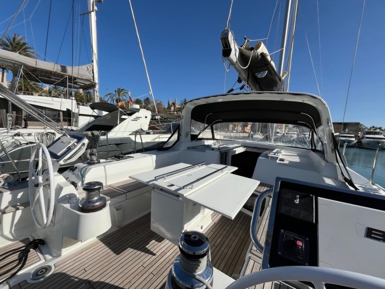 Rent a Bénéteau Oceanis 55 Ajaccio