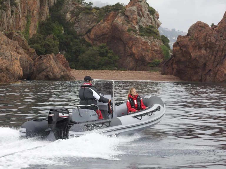3D Tender X Pro 535 charter bareboat or captained in  La Mézière