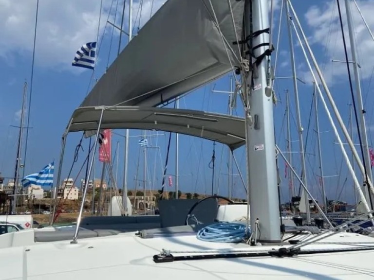Yacht charter Lávrio cheap Lagoon 46