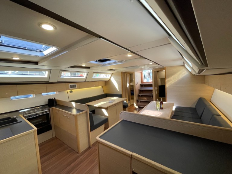 Rent a D&D Yacht D&D Kufner 54 Trogir