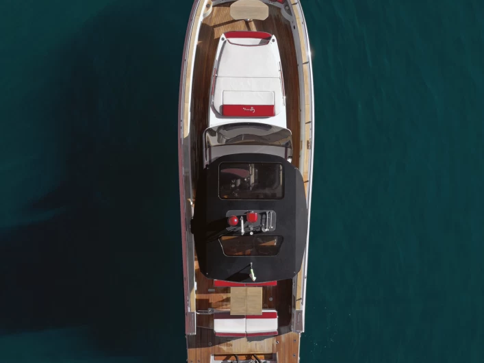 Bareboat Rental Motorboat Allure with a boat licence