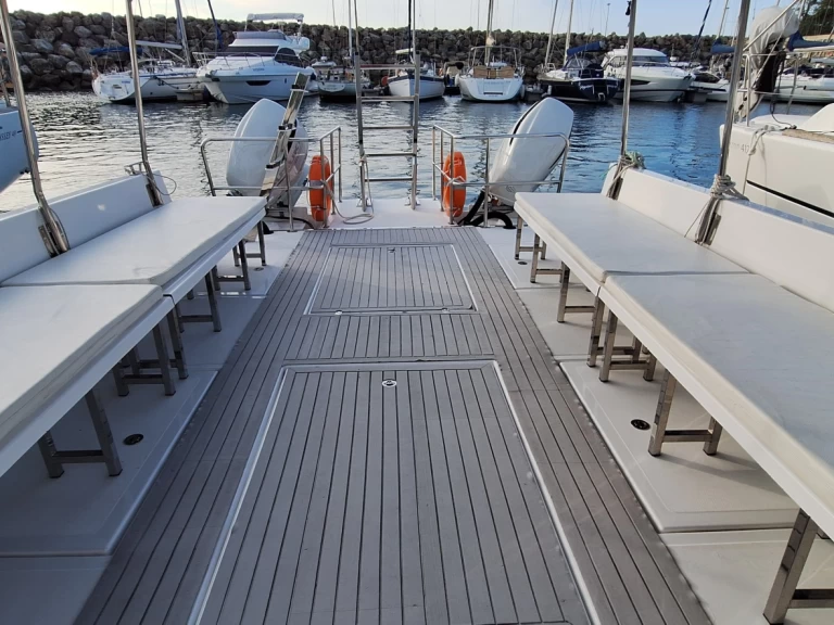 Motorboat rental in Sesimbra - Olbap TR12