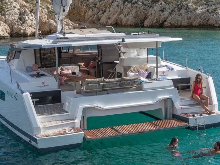 Boat rental Fountaine Pajot Astrea 42 in Palermo on Samboat