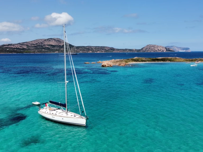 Sailboat for rent Cagliari Port at the best price