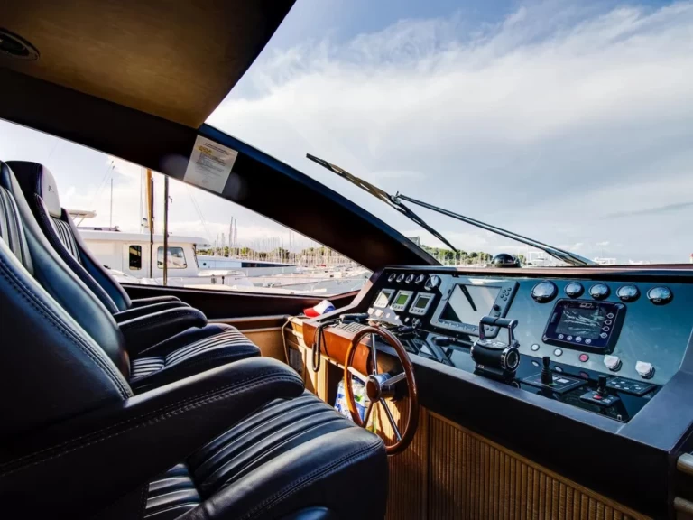 Bavaria BMB 30 Sport in City of Cape Town on SamBoat