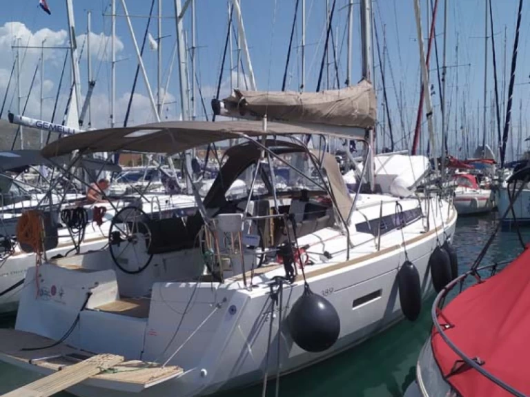 Yacht charter Trogir cheap Sun Odyssey 389