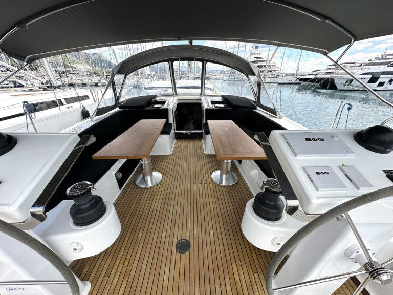 Yacht charter Seget Donji cheap Hanse 548