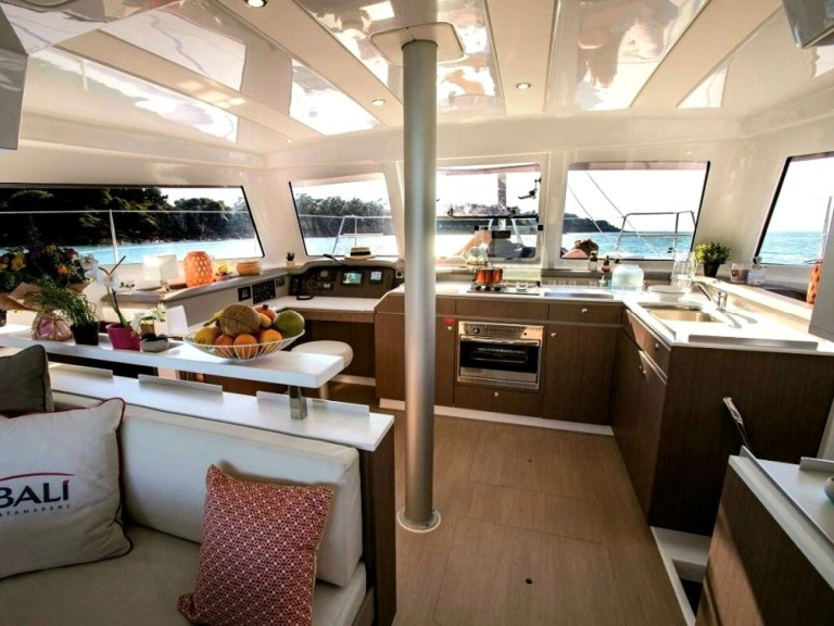 Bareboat Rental Catamaran Bali with a boat licence