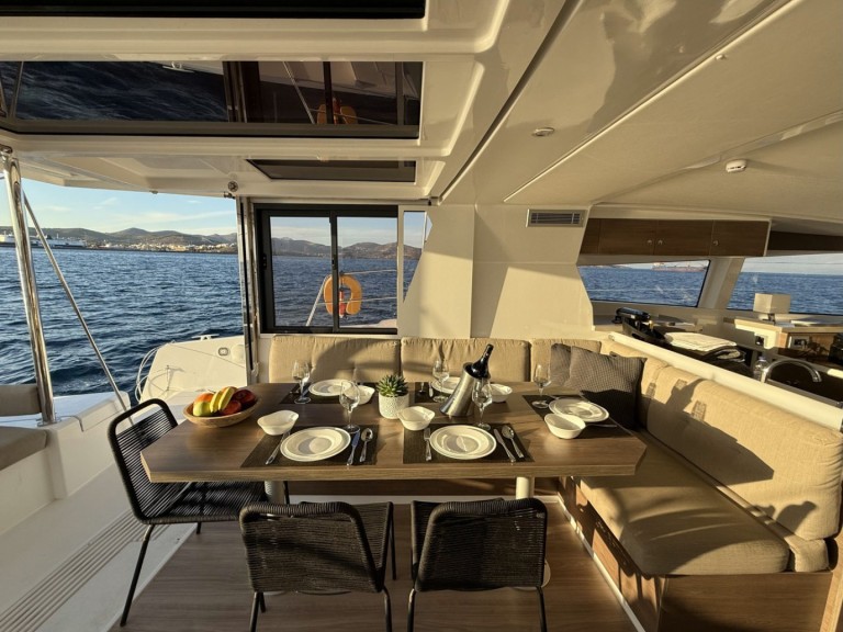 Bali Bali 4.2 in Lávrio on SamBoat