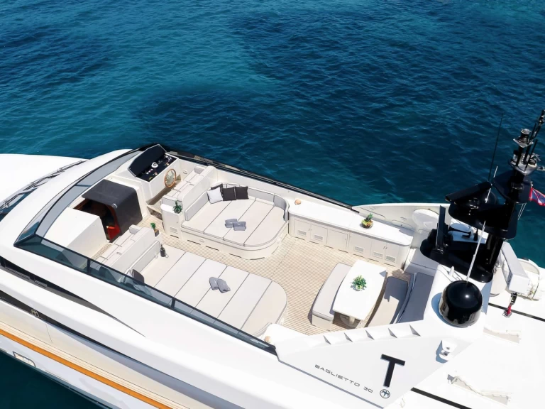 Bareboat Rental Luxury Yacht Baglietto with a boat licence