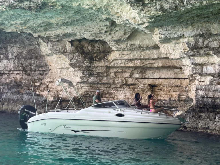 Motorboat for rent Sliema at the best price