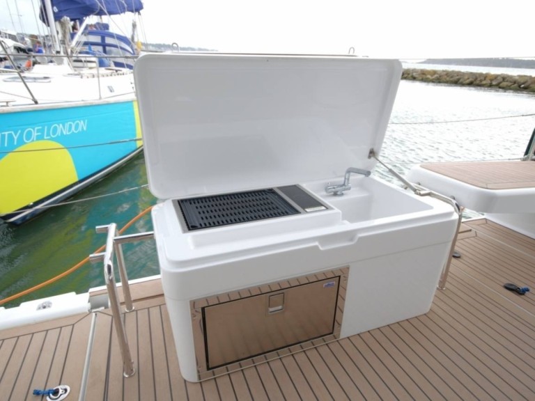 Sailboat rental in Piraeus - Hanse Hanse 588