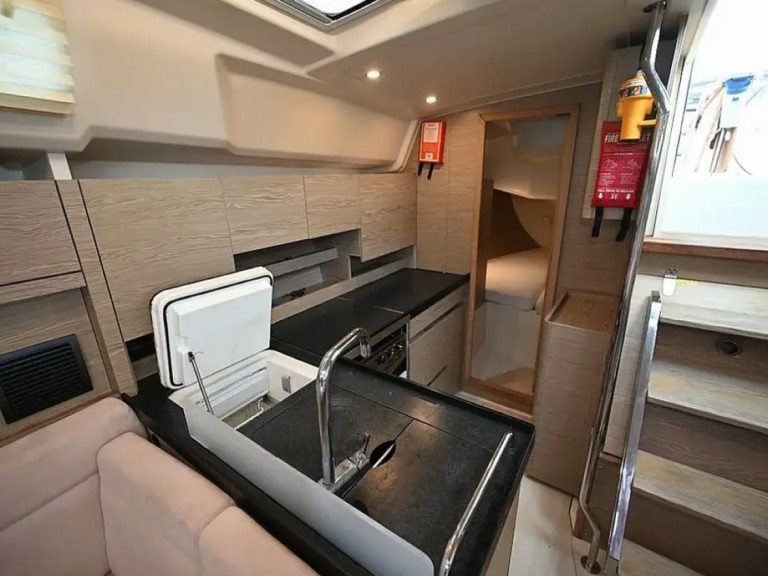 Sailboat rental in Lefkáda - Hanse Hanse 458