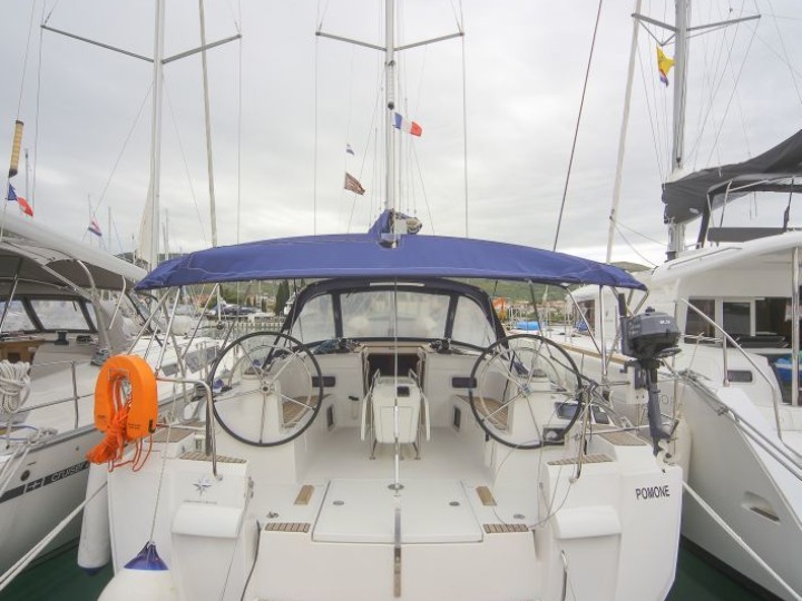 Boat rental Jeanneau Sun Odyssey 509 in Zaton on Samboat