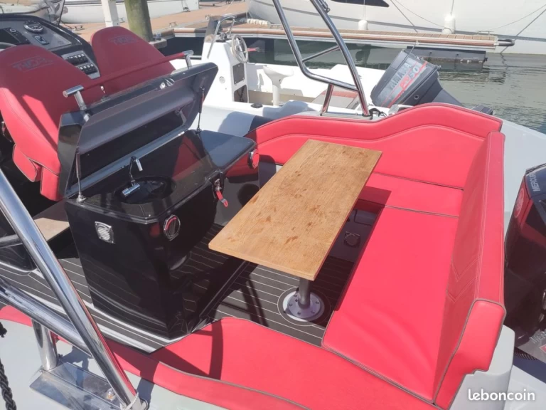 Yacht charter Marseille cheap Thor 8