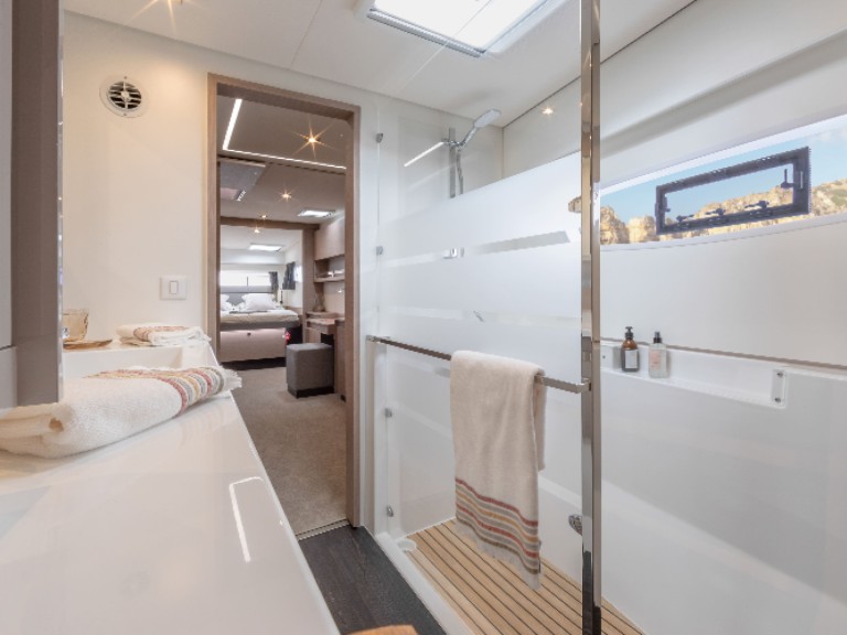 Catamaran rental in Le Marin - Fountaine Pajot Elba 45