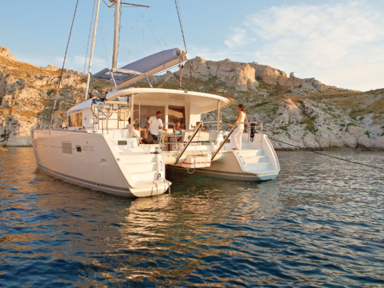 Lagoon Lagoon 400 charter bareboat or captained in  Ajaccio