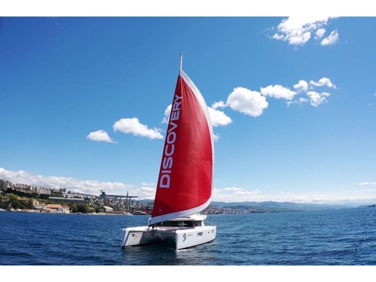 Lagoon Lagoon 52 F in Marina (City) on SamBoat